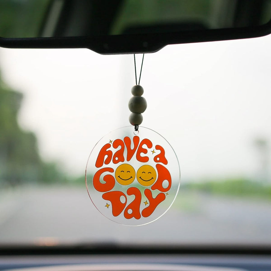 Retro Smiley "Have a Good Day" Car Hanging – Vibrant Charm