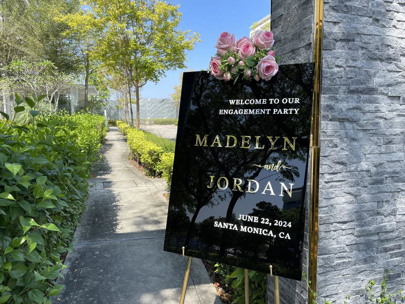 Acrylic Wedding Sign – Wedding Welcome Sign with 3D Gold Mirror Names